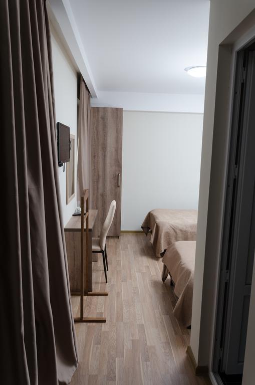 Big Bay Hotel Tiflis Habitación foto