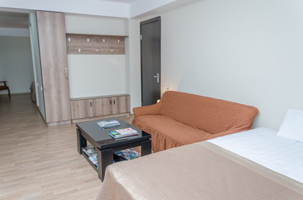 Big Bay Hotel Tiflis Exterior foto