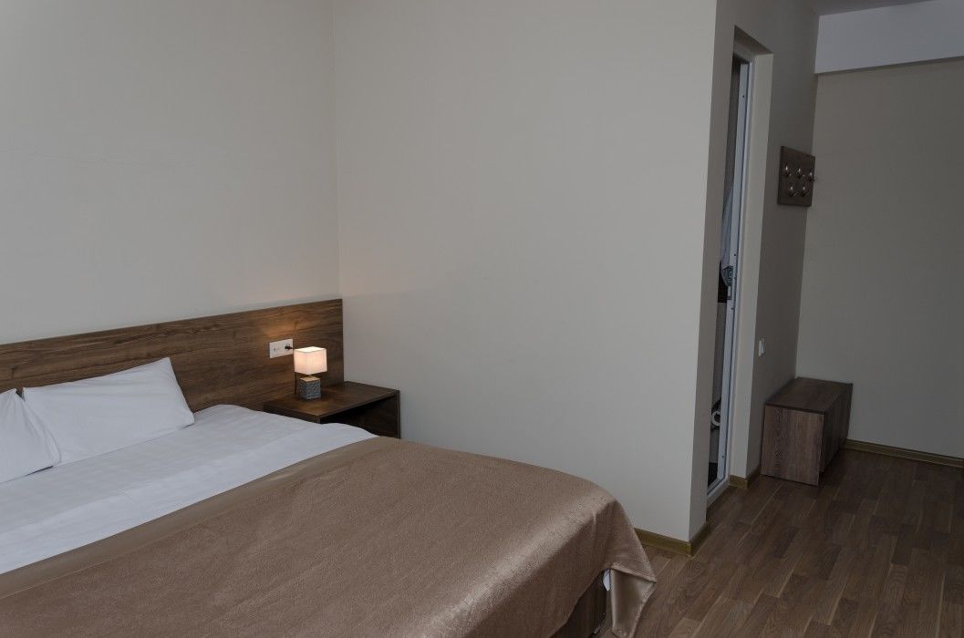 Big Bay Hotel Tiflis Exterior foto