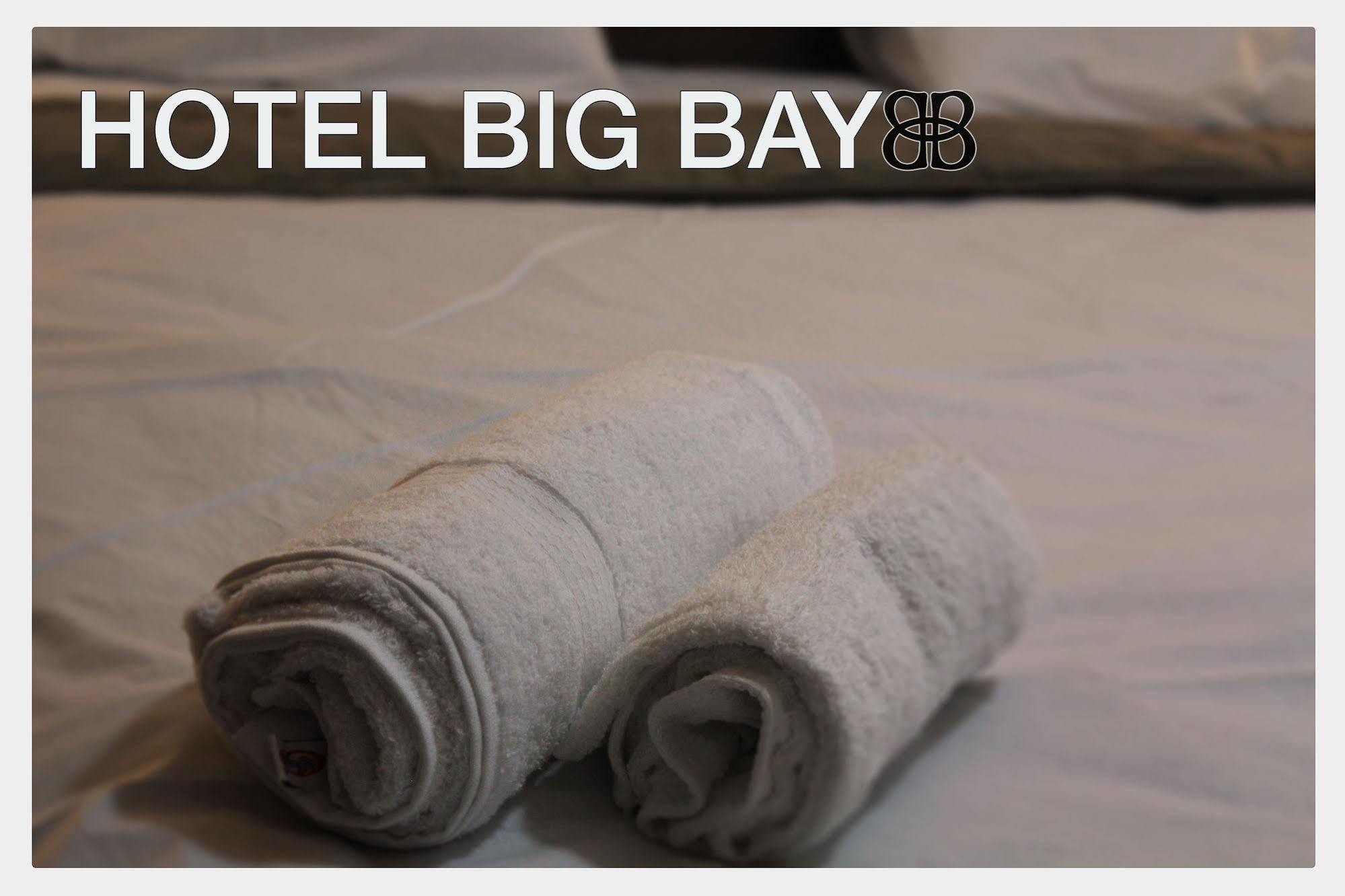 Big Bay Hotel Tiflis Exterior foto